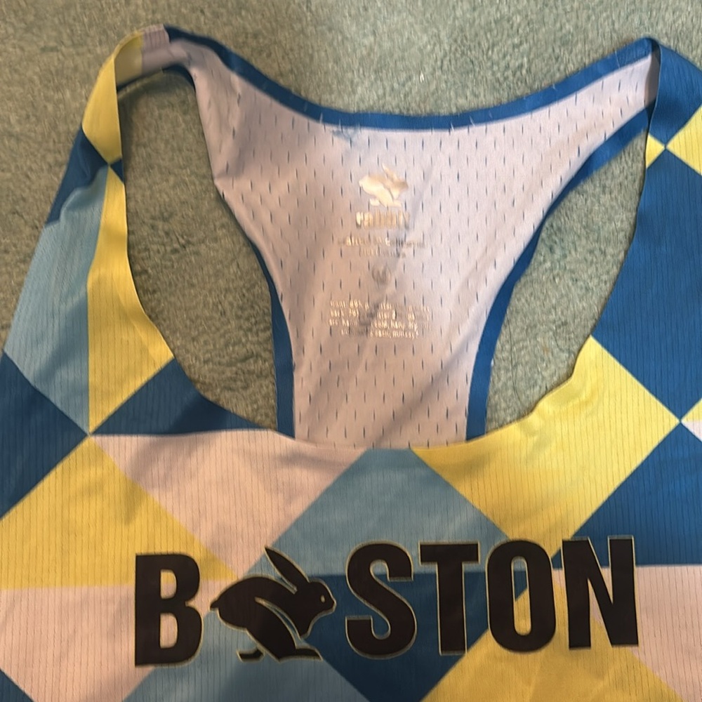 Rabbit Boston Run Tank - Picture 2 of 6